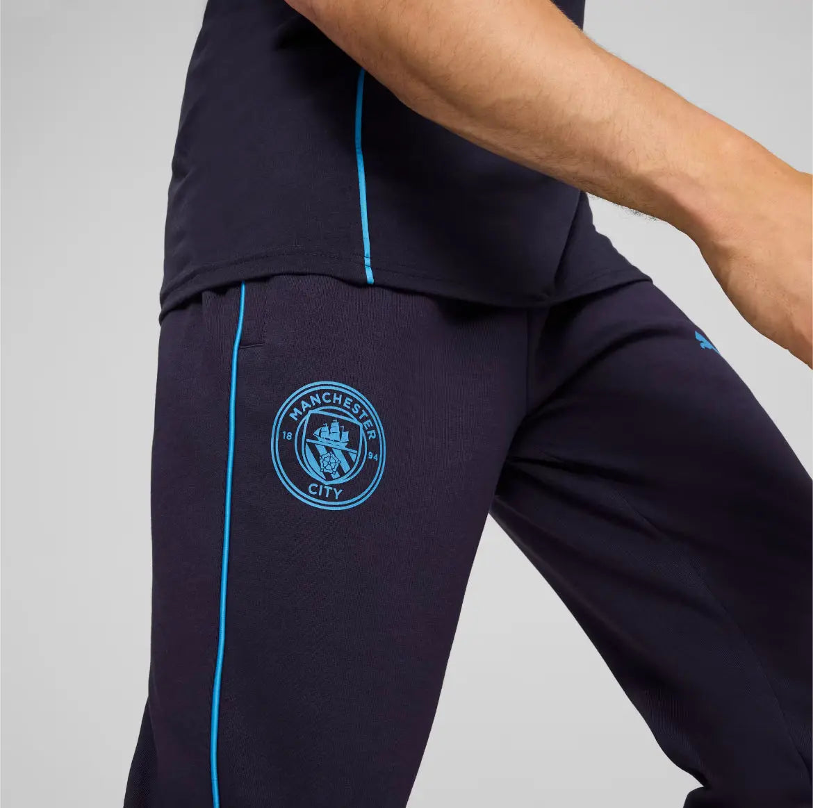 Puma Pantaloni Tuta Casual Pants MCFC Manchester City 2024/2025 Blue Navy Fairplay Store Cosenza