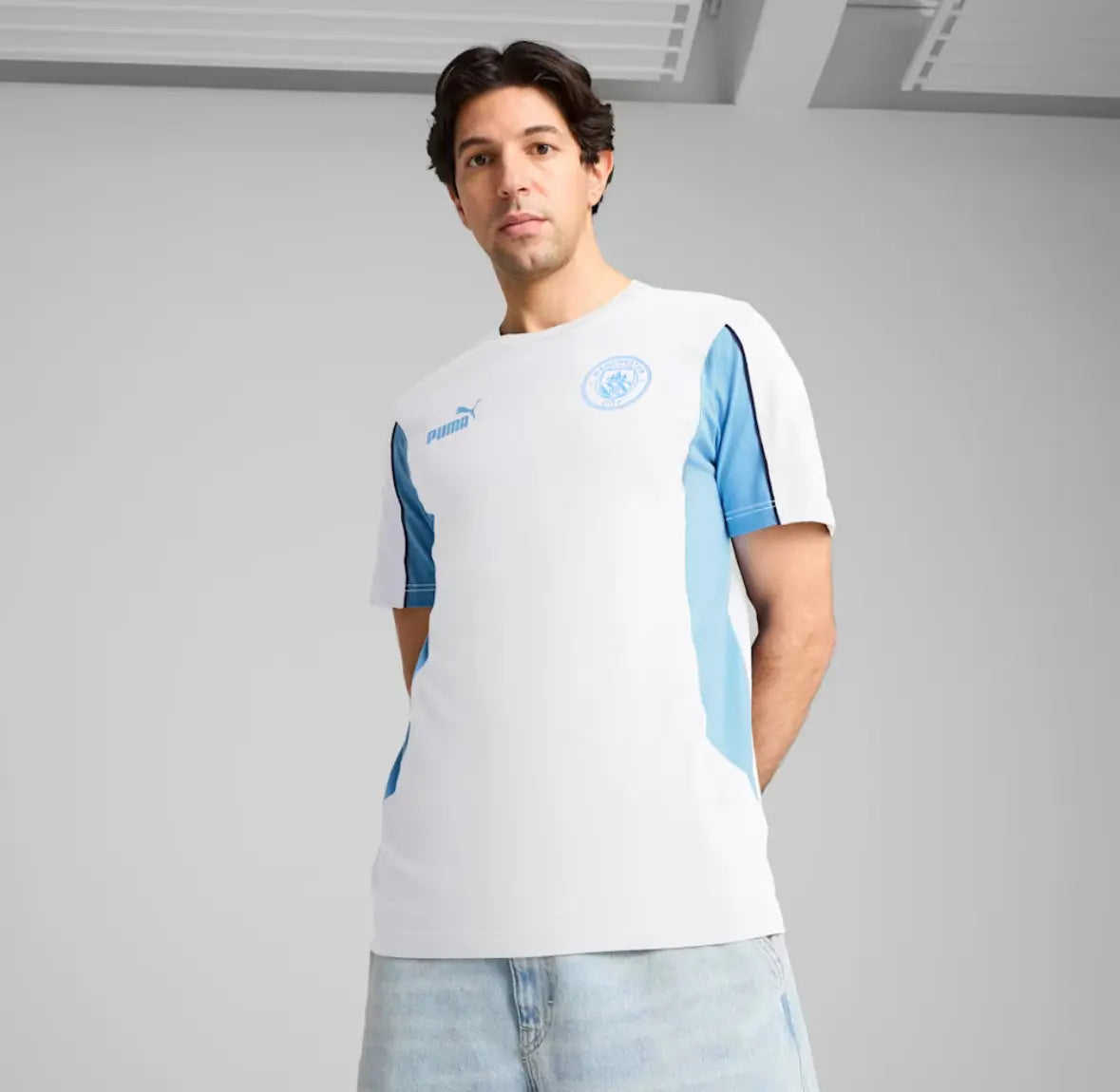Puma Tee Maglietta MCFC FtblARCHIVE Manchester City Bianca Azzurra 2024/2025 Fairplay Store Cosenza