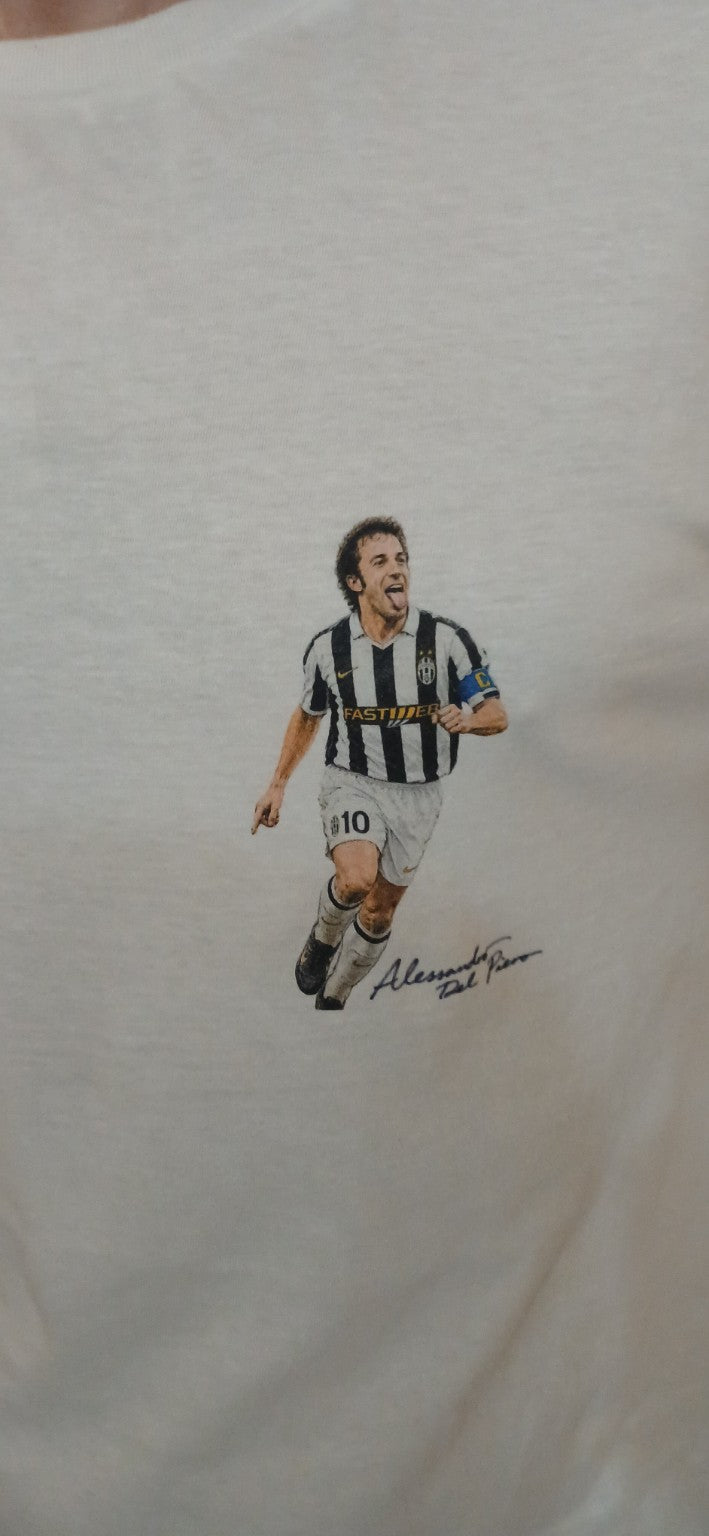 Stampa reale completa GALESPORT dedicata ad Alessandro Del Piero con esultanza della lingua