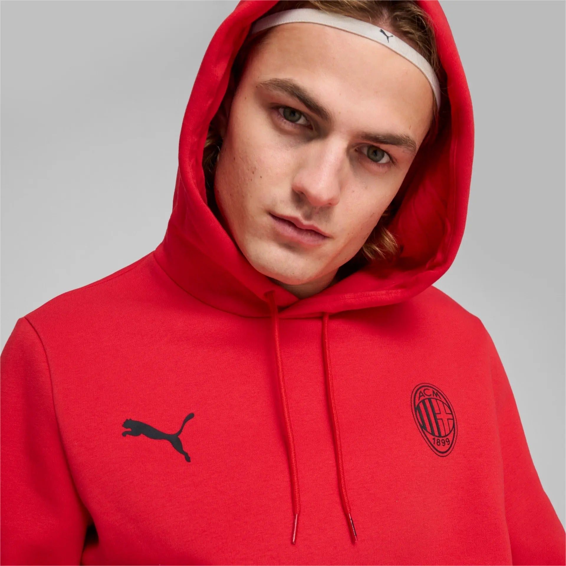 Puma Felpa Essentials Hoodie AC Milan Cappuccio Rossa 2024/2025 Fairplay Store Cosenza