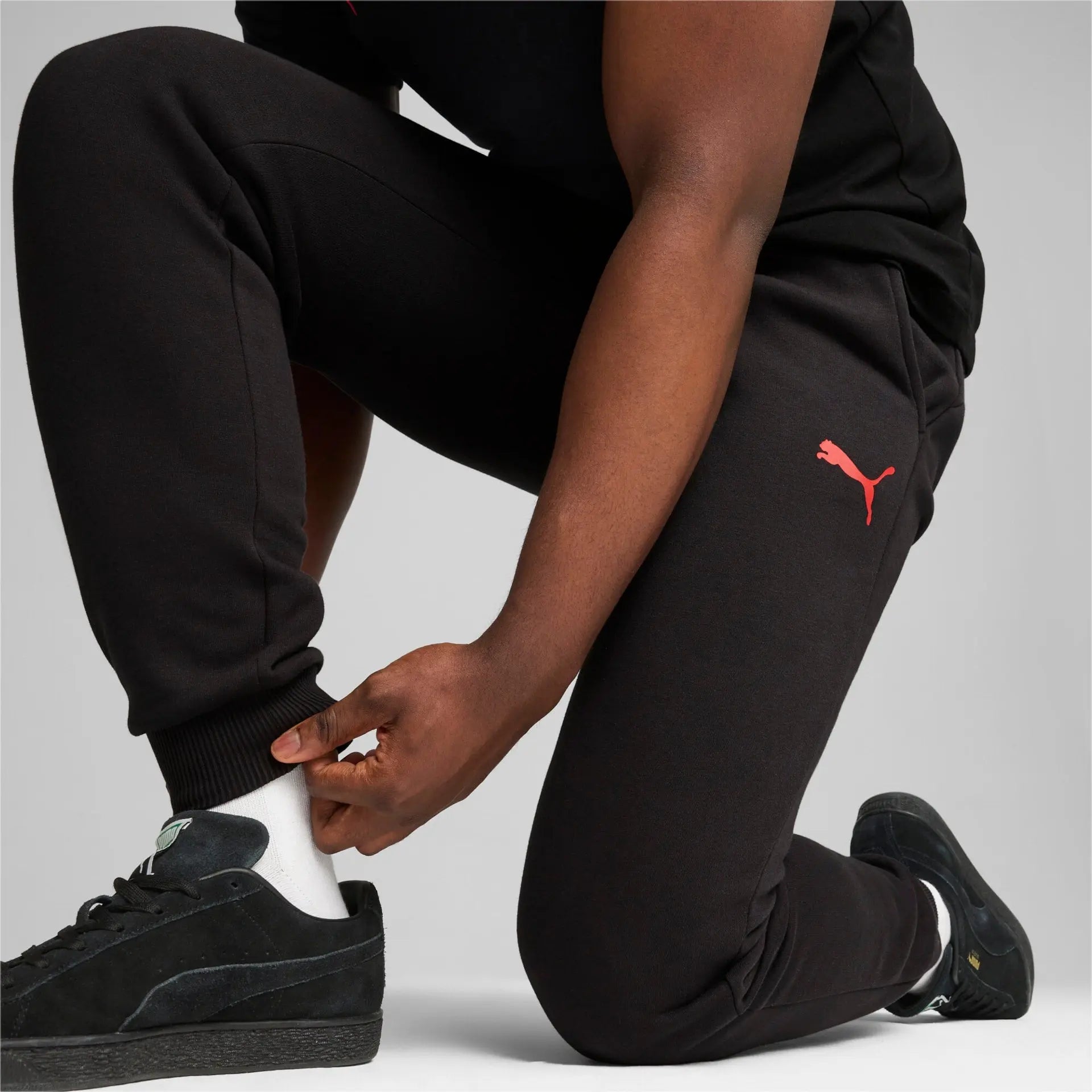 Puma Pantaloni Tuta ftblEssentials ACM Milan Neri 2024/2025 Fairplay Store Cosenza